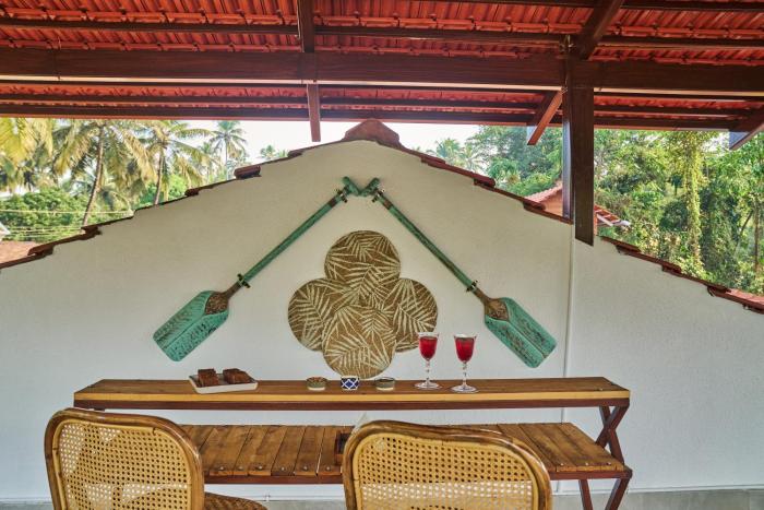 ama stays and trails lamp house goa