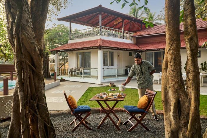 ama stays and trails lamp house goa