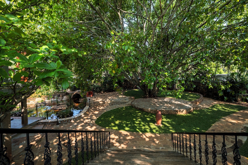 ama stays and trails kuteeram bangalore