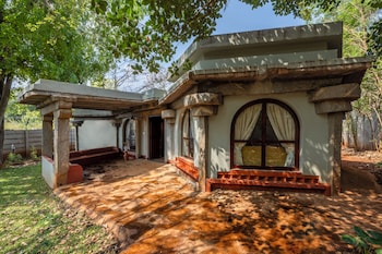 ama stays and trails kuteeram bangalore