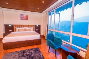 divine the celeste pelling