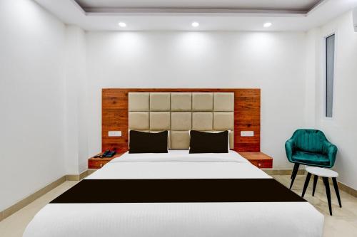 Super Collection O Hotel Evergreen,,3 star