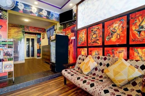 Super Collection O Omni Bus Terminal Gandhipuram Formerly Apple Grand,,3 star