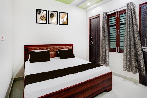 Hotel O Mayur,,3 star