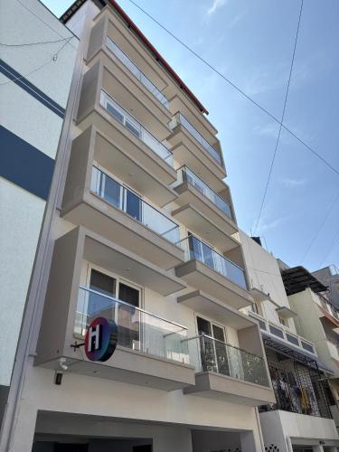housr 24 serviced apartment koramangala bangalore