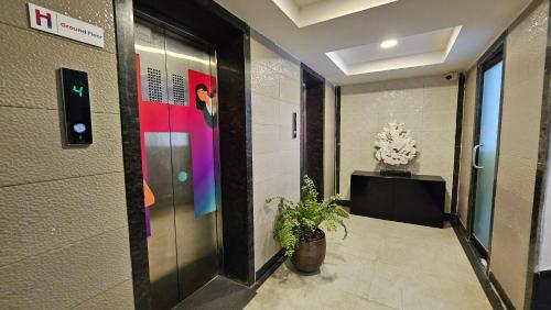 housr wakad pune hinjawadi road