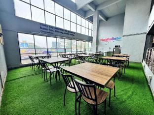 housr wakad pune hinjawadi road