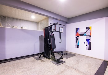 housr q city hyderabad near us consulate