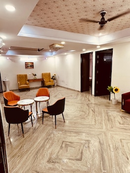 jpm suites noida 70