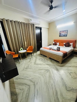 jpm suites noida 70