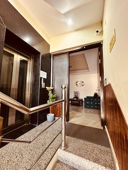 jpm suites noida 70
