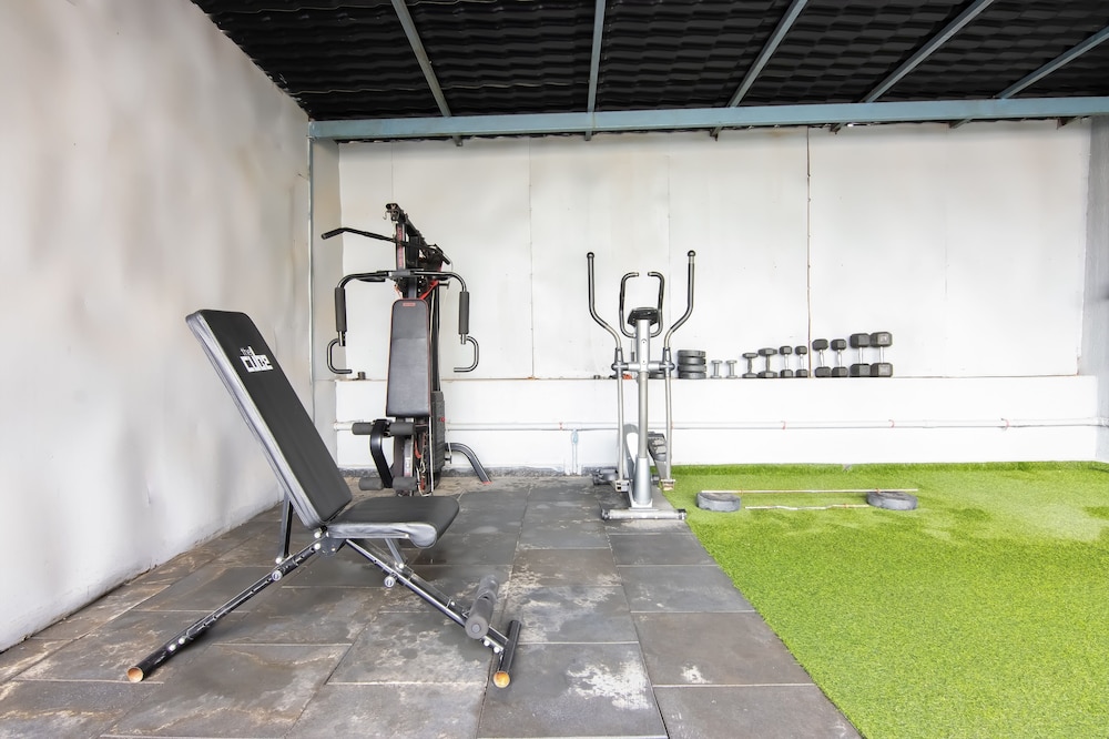 housr 84 kondapur near botanical garden