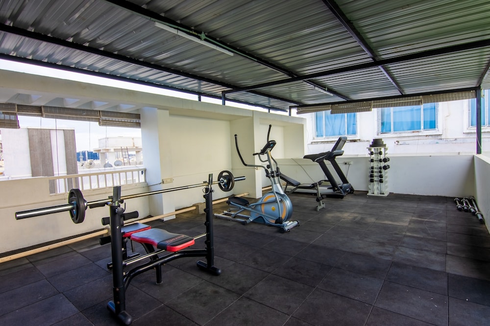 housr 50 luxury rooms near cyber tower