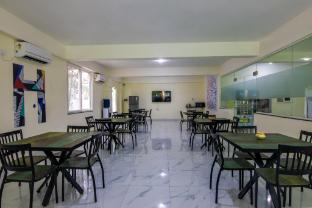 housr 50 luxury rooms near cyber tower