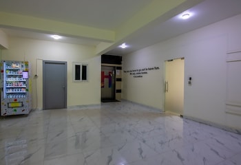 housr 50 luxury rooms near cyber tower