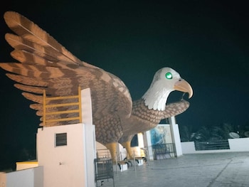 octagon beach resort pondicherry