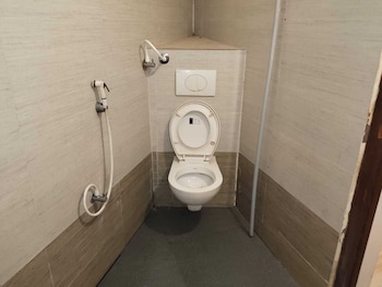 octagon beach resort pondicherry