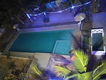 octagon beach resort pondicherry