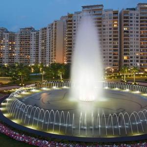 luxurious 1bhk apartment in gurgaon with shared pool and bbq area