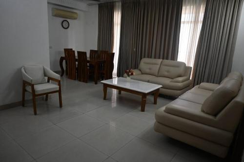 Luxury Furnished Serviced Apartments In Gurgaon,,2 star