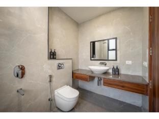 wandr hotel golf course rd n b cyber city gurugram