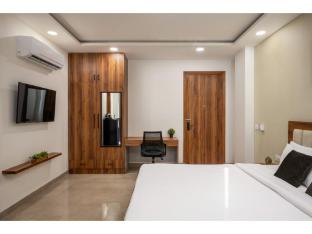 wandr hotel golf course rd n b cyber city gurugram