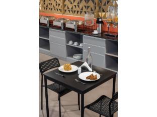 wandr hotel golf course rd n b cyber city gurugram