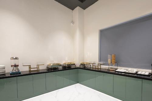 white ridge premium hotel