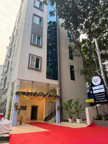 Whiteridge Premium Hotel Hitech City,,3 star