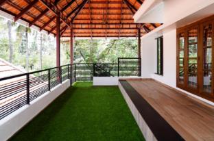 kalloos island backwater resort