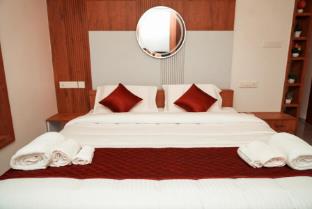 kalloos island backwater resort