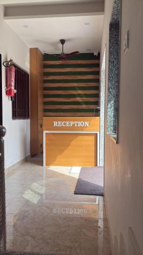 hotel darshan palace near dwarka railway station and shree dwarkadhish temple