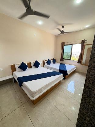 hotel darshan palace near dwarka railway station and shree dwarkadhish temple