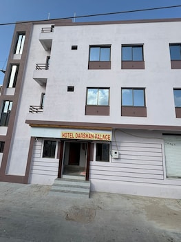 hotel darshan palace near dwarka railway station and shree dwarkadhish temple