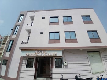 hotel darshan palace near dwarka railway station and shree dwarkadhish temple