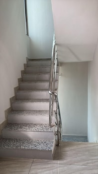 hotel darshan palace near dwarka railway station and shree dwarkadhish temple