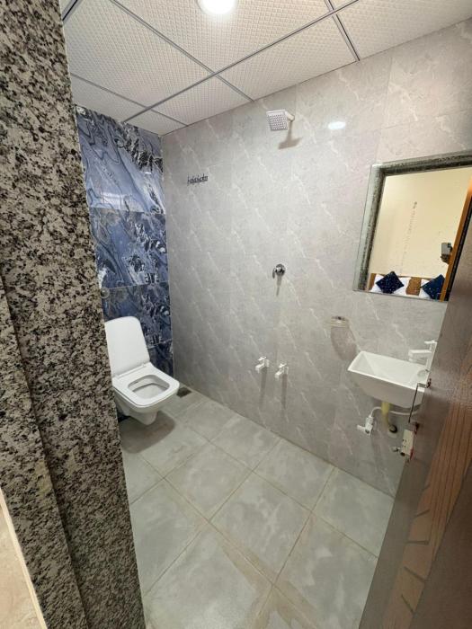 hotel darshan palace near dwarka railway station and shree dwarkadhish temple