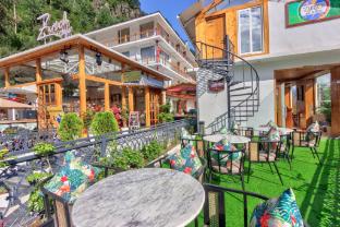 ekaanth by paradise chateau