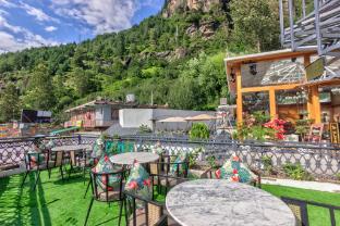 ekaanth by paradise chateau