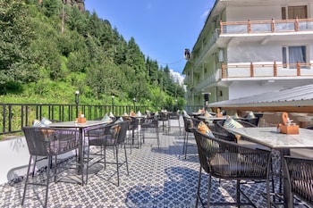 ekaanth by paradise chateau