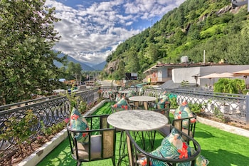 ekaanth by paradise chateau