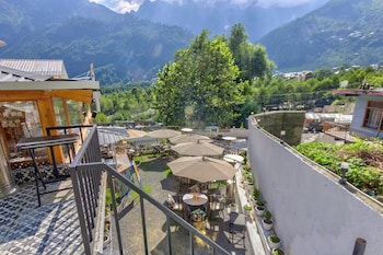 ekaanth by paradise chateau