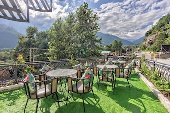 ekaanth by paradise chateau