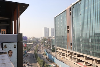 athidhi hotel and suites