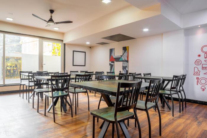 housr sector 43 gurgaon global foyermall