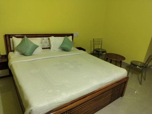 hotel golden buddha inn bodhgaya