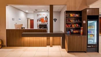 best western plus new cumberland inn and suites