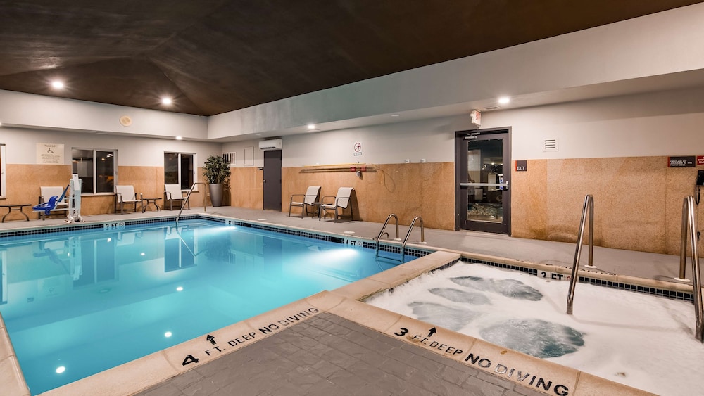 best western plus new cumberland inn and suites