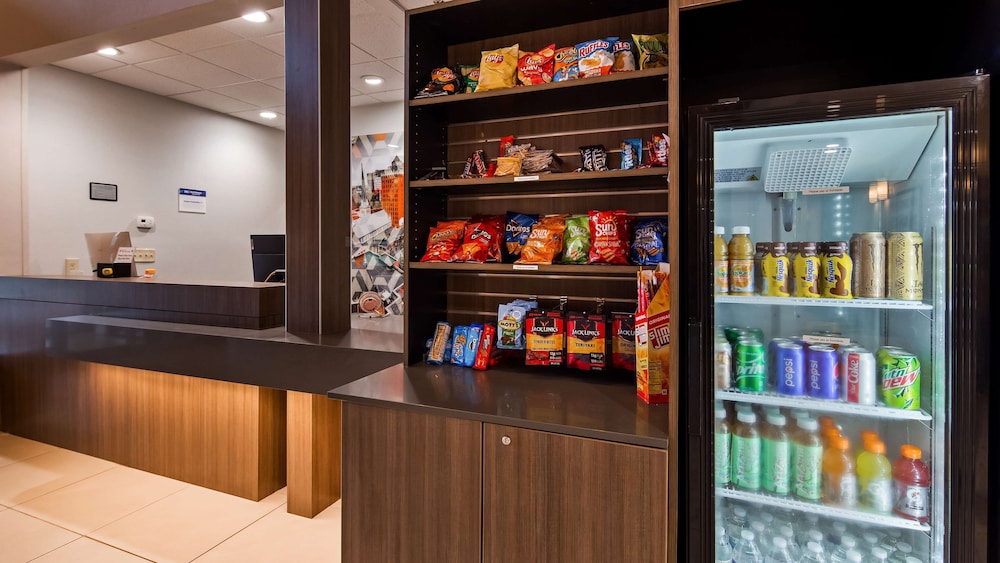best western plus new cumberland inn and suites