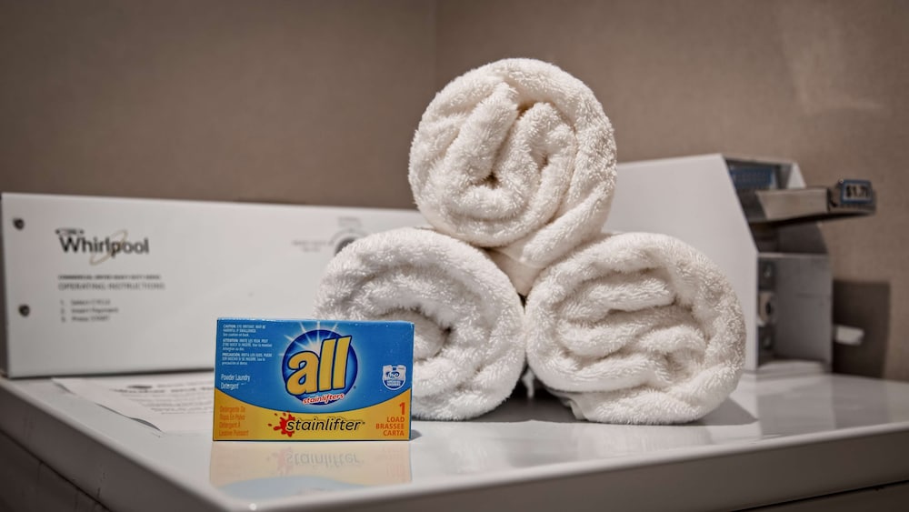 best western plus new cumberland inn and suites